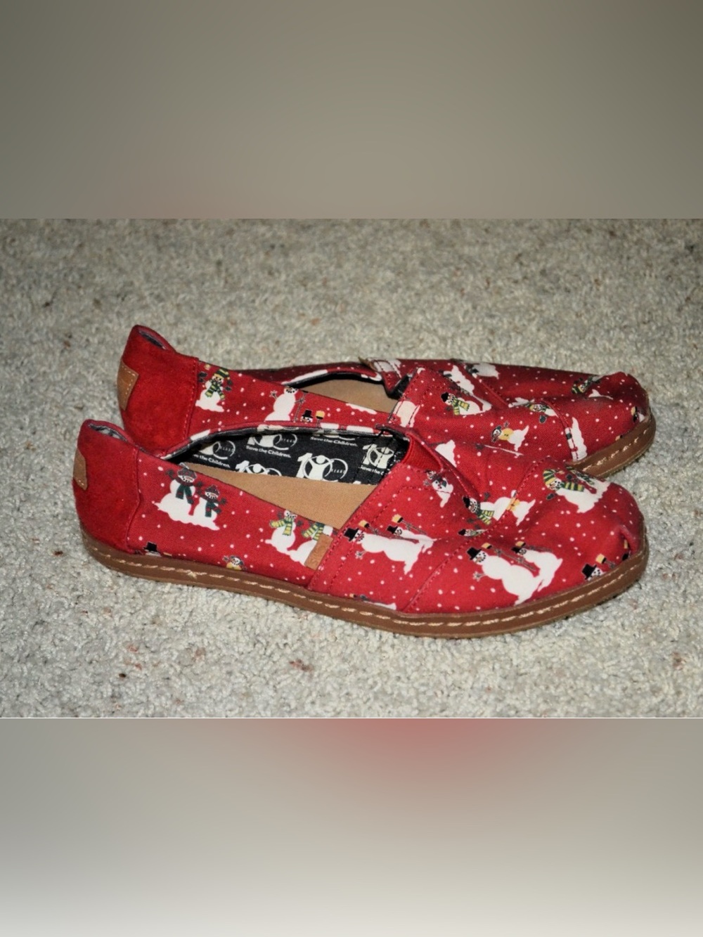 Holiday Toms